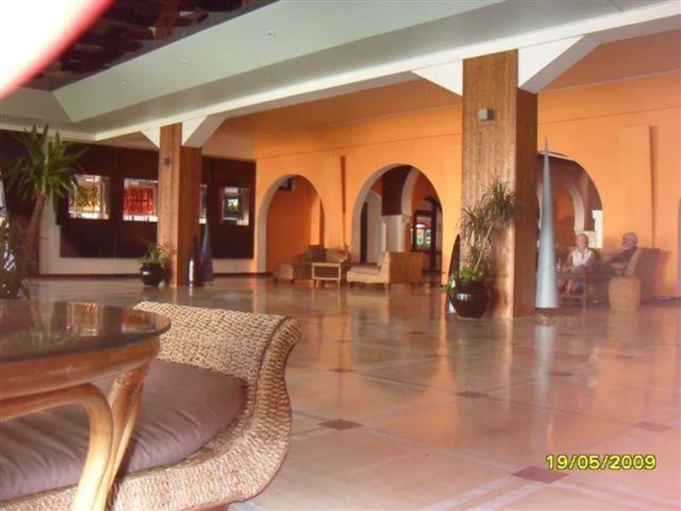 Lobby Hawai Beach Club