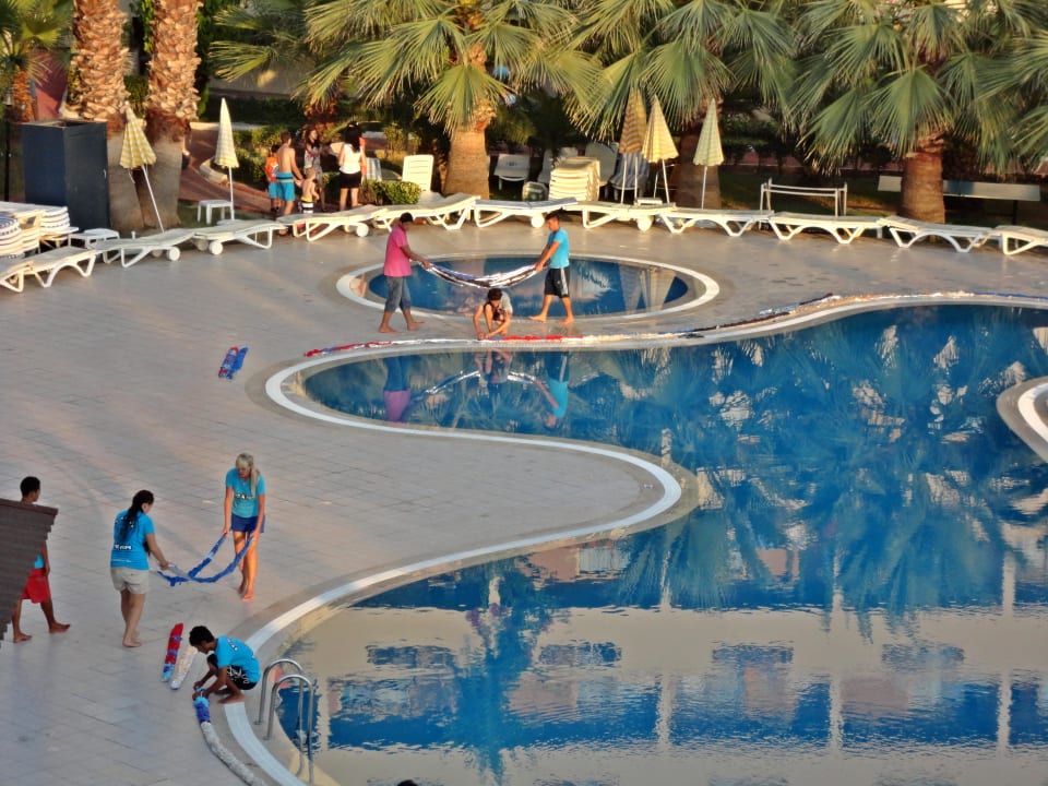 Подготовка к анимации Aska Bayview Resort