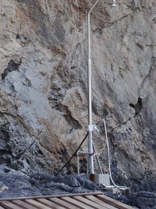 Notdürftig reparierte Dusche am Fjord Kalypso Cretan Village Sense Resort & Spa