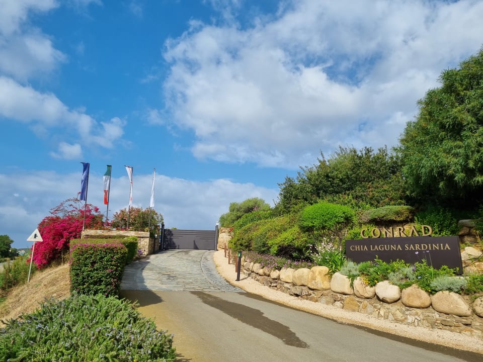 Sonstiges Conrad Chia Laguna Sardinia