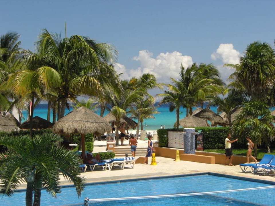 Pool mit Blick zum Strand Viva Azteca by Wyndham - All Inclusive Resort