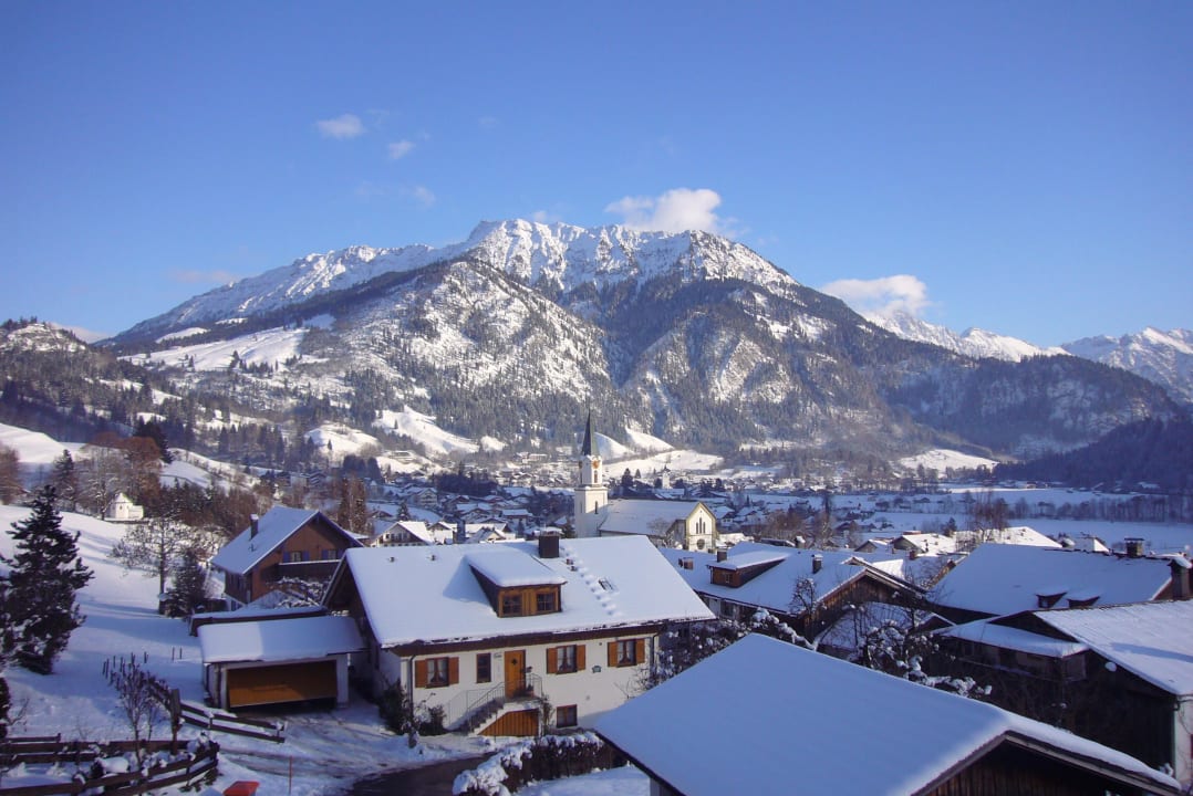 Blick vom Balkon im Winter Gästehaus Wineberger
