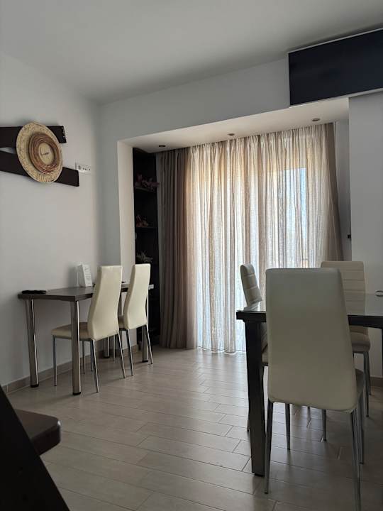 Zimmer Haraki Beauty Apartment