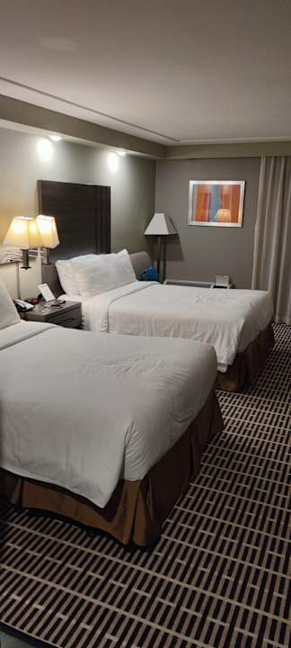 Zimmer GreenTree Inn & Suites Alhambra