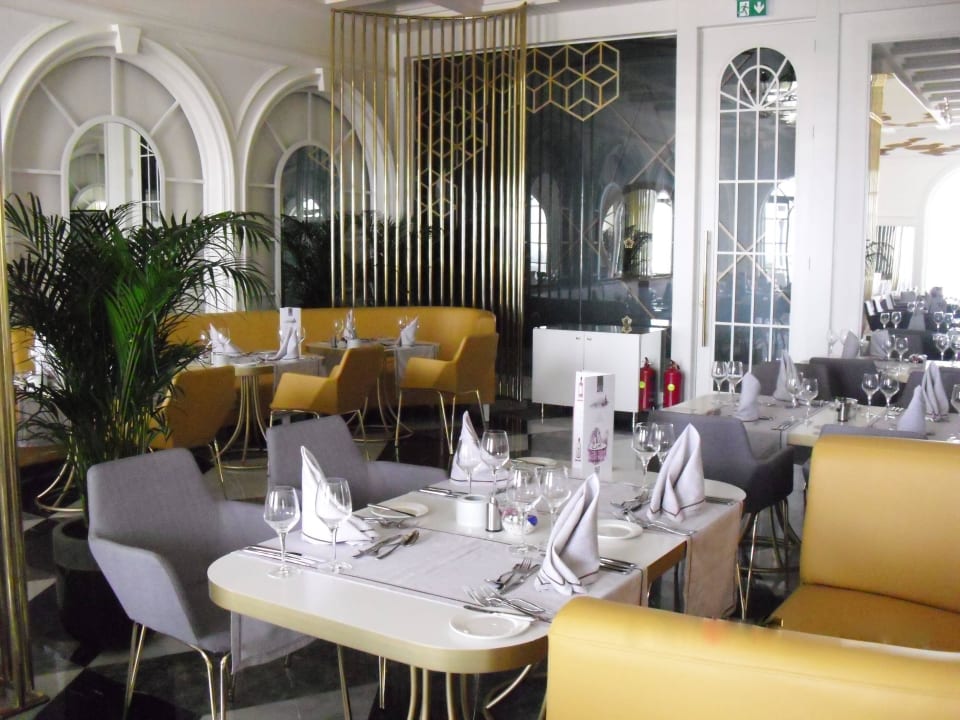 Italienisches A La Carte Restaurant Side Star Elegance