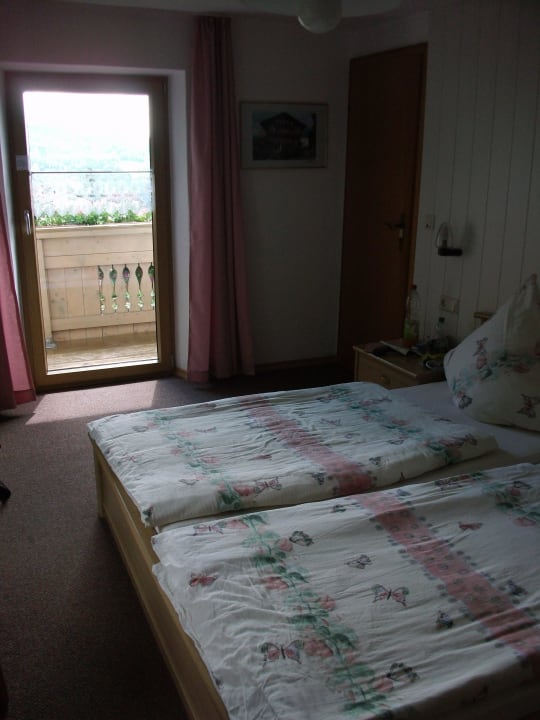 Zimmer 1 mit Balkon Landhaus Tanja