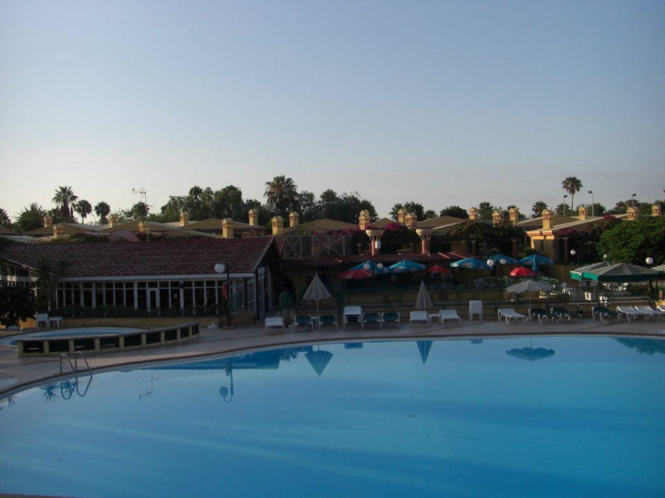 Auf den Pool Hotel Vista Golf