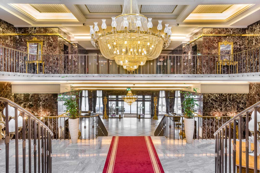 Lobby Hotel Unique Dortmund Hauptbahnhof