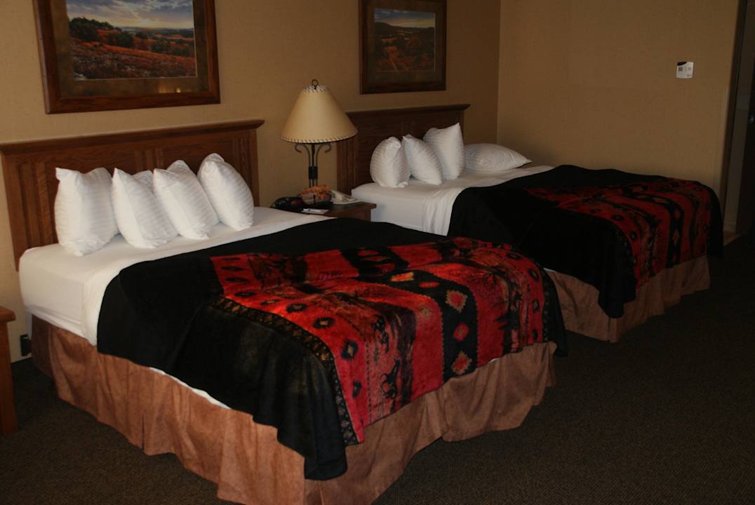 Die neuen, superbequemen Betten Best Western Plus Kelly Inn & Suites