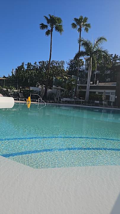 Pool allsun Hotel Lucana