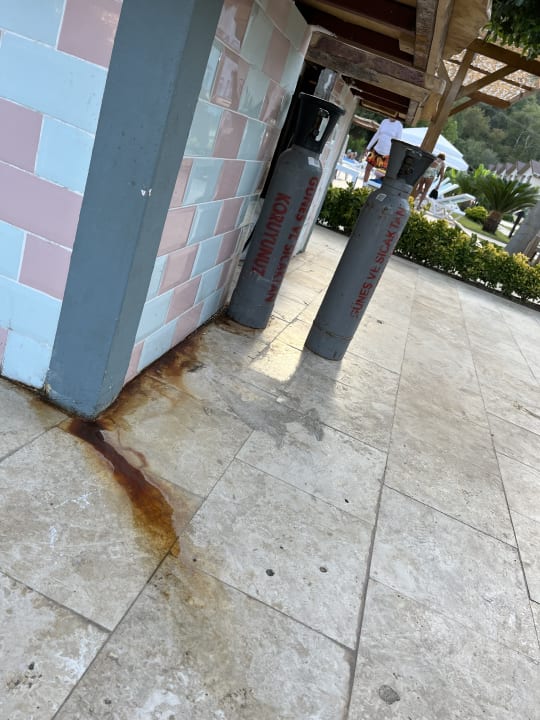 Gartenanlage Dosinia Luxury Resort