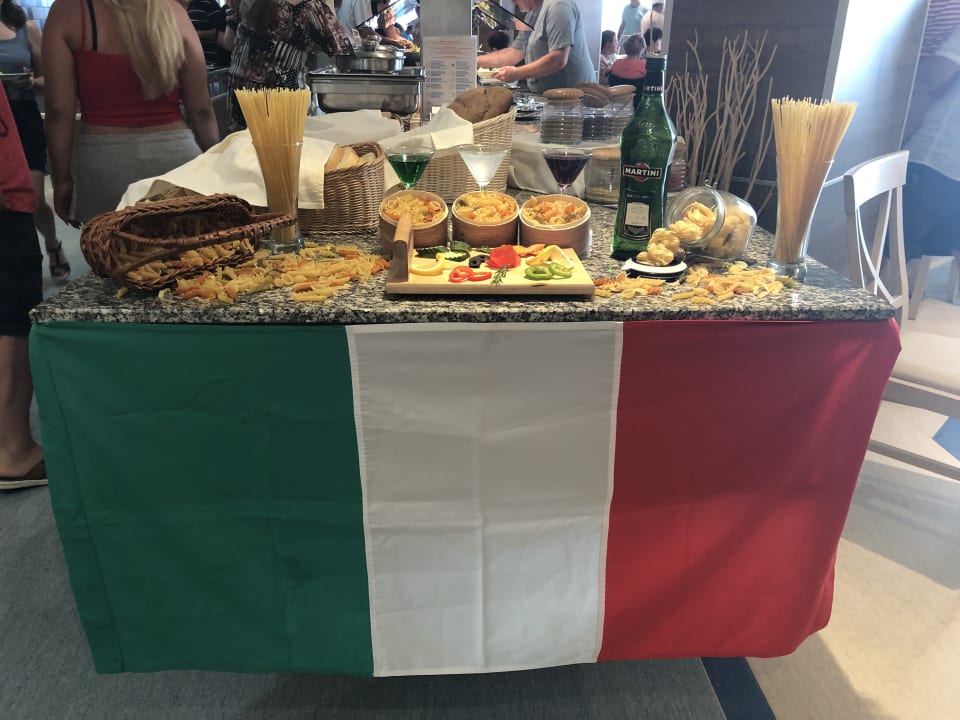 Gastro Hotel Sineva Beach