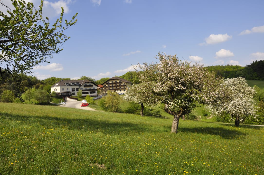 Außenansicht Hotel Wienerwaldhof Rieger