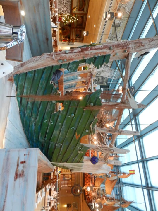 Schiff im Restaurant Hotel Bell Rock Europa-Park