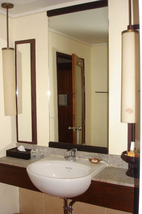 Bad Khao Lak Merlin Resort