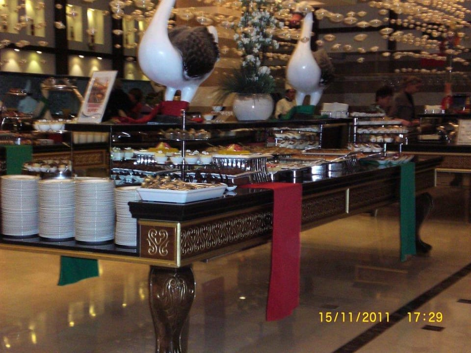 Eine kleine Speisenauswahl Diamond Excellence Resort & Spa