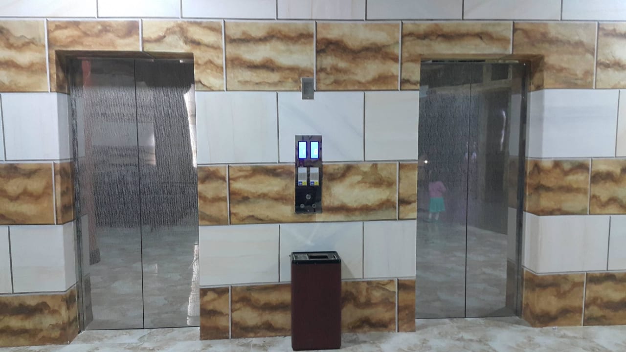 New Block Lift Hotel Emirates Park Resort