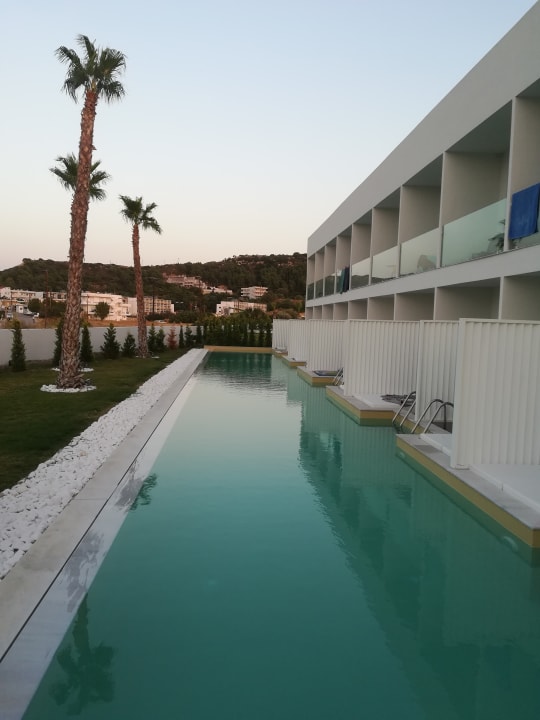 Pool White Dreams Resort & Anex