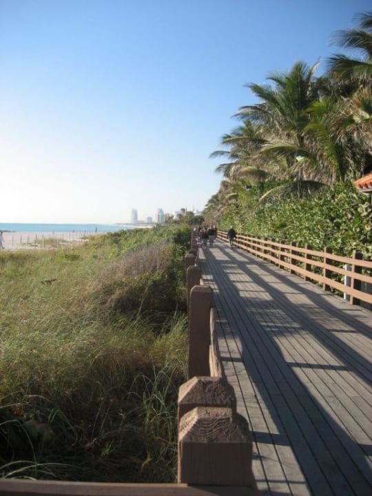 Standpromenade vor dem Hotel Hotel Riu Plaza Miami Beach