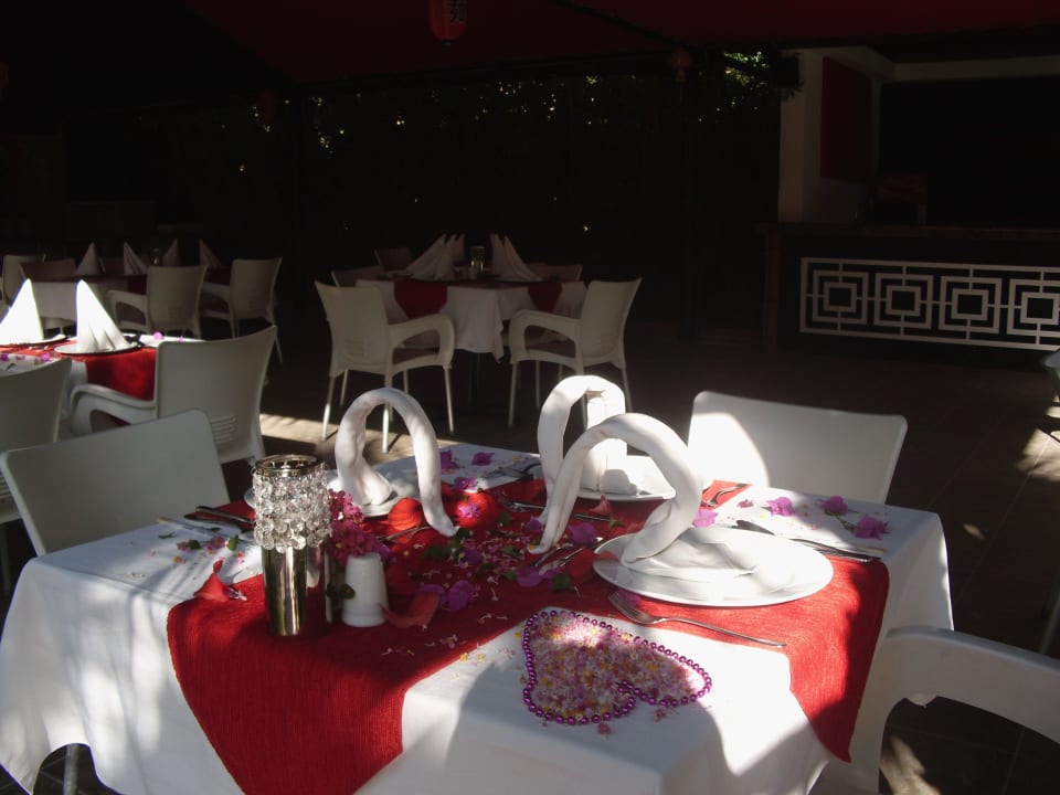 Chinesisches Restaurant auch AI Hotel Royal Garden Beach