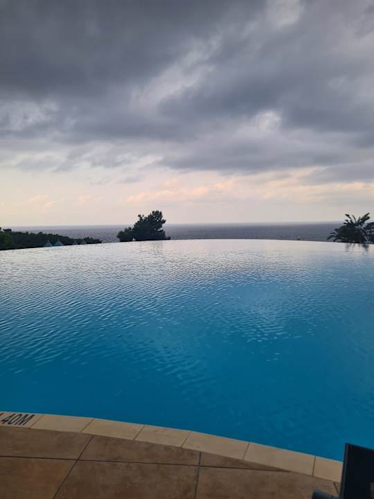 Pool Litore Resort & Spa