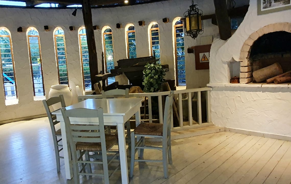 Gastro Acrotel Athena Pallas