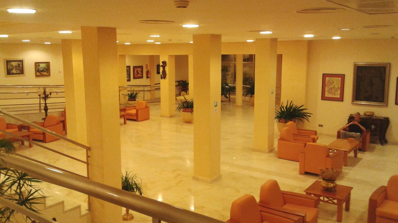 Lobby Hotel Na Forana