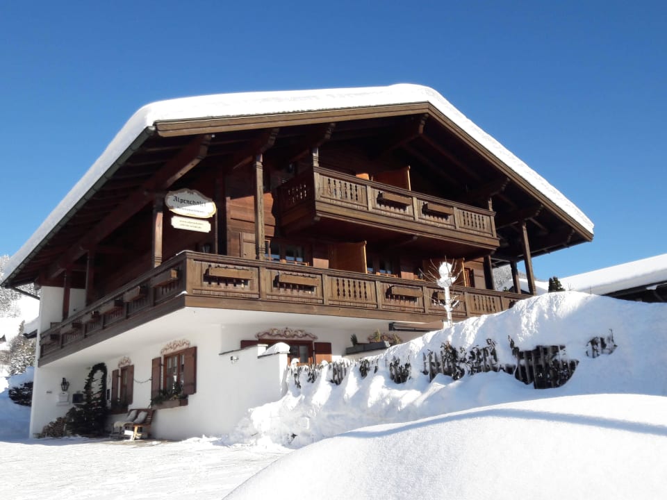 Winter Alpenchalet Reit im Winkl