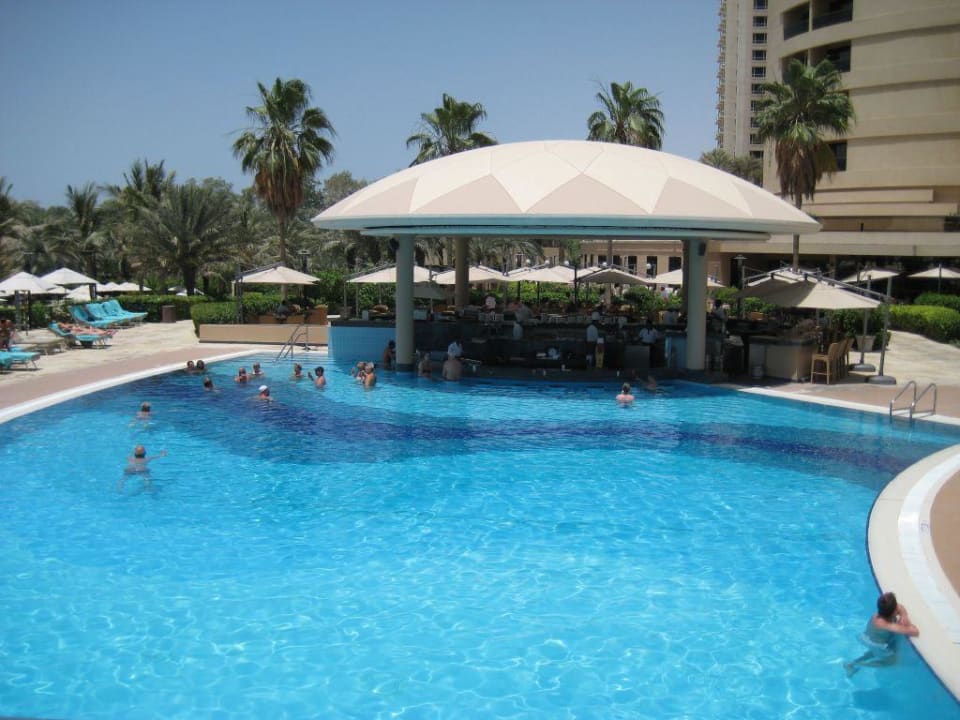 Poolbar Le Royal Méridien Beach Resort & Spa Dubai