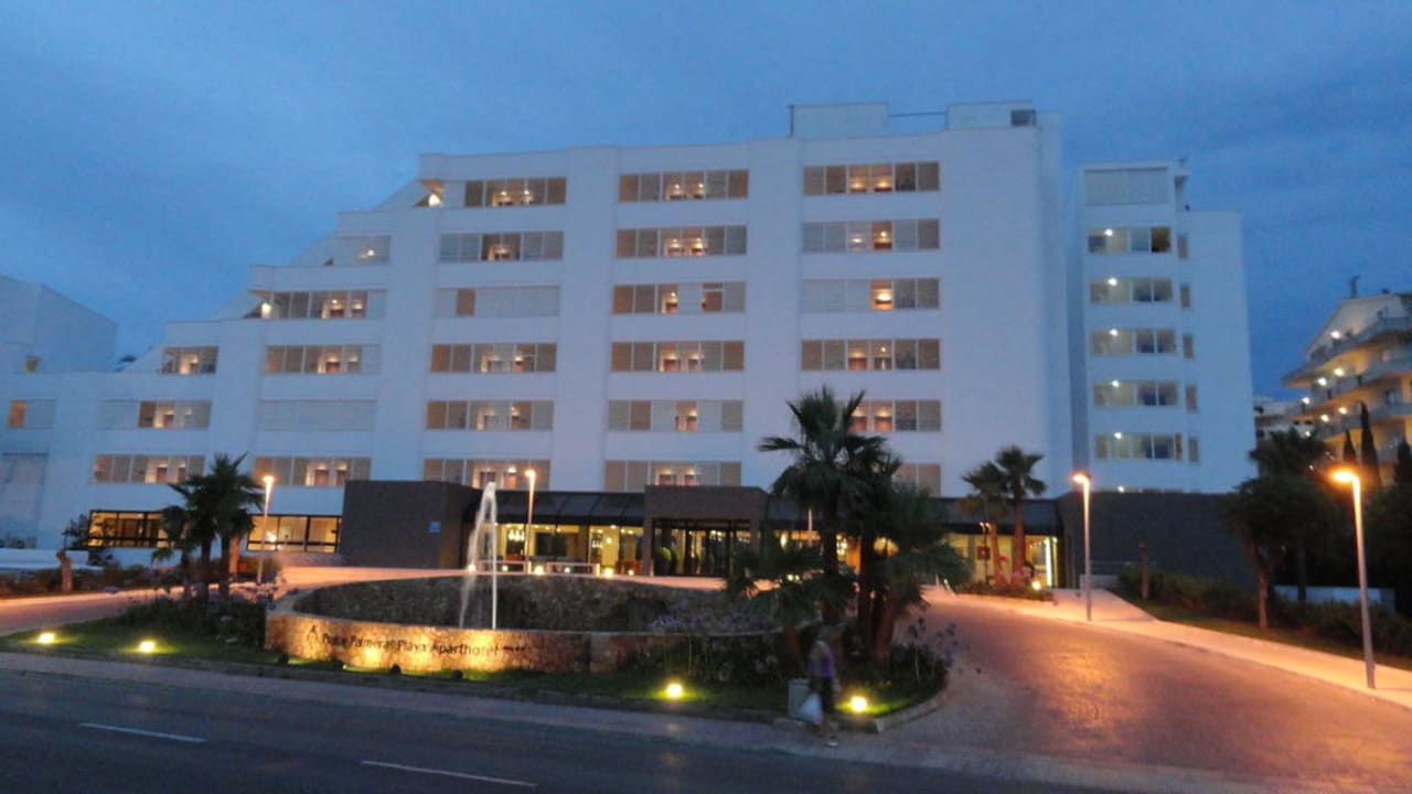 Hoteleingang Protur Palmeras Playa Aparthotel