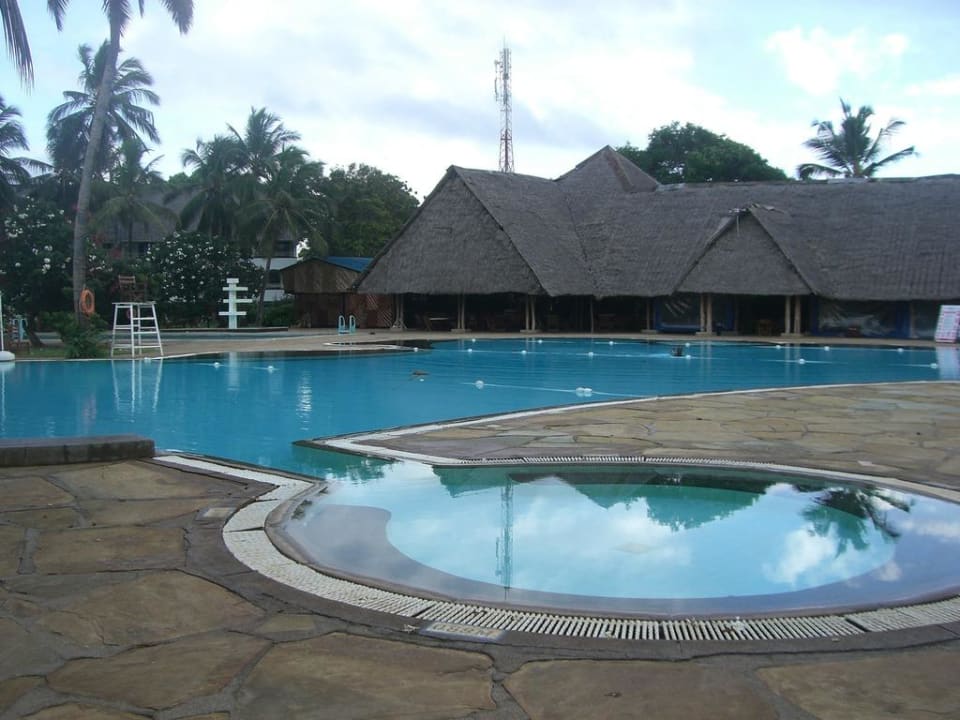 Pool Reef Hotel Mombasa