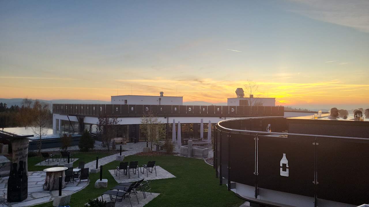 Ausblick 1. Bier & Wohlfühlhotel Gut Riedelsbach