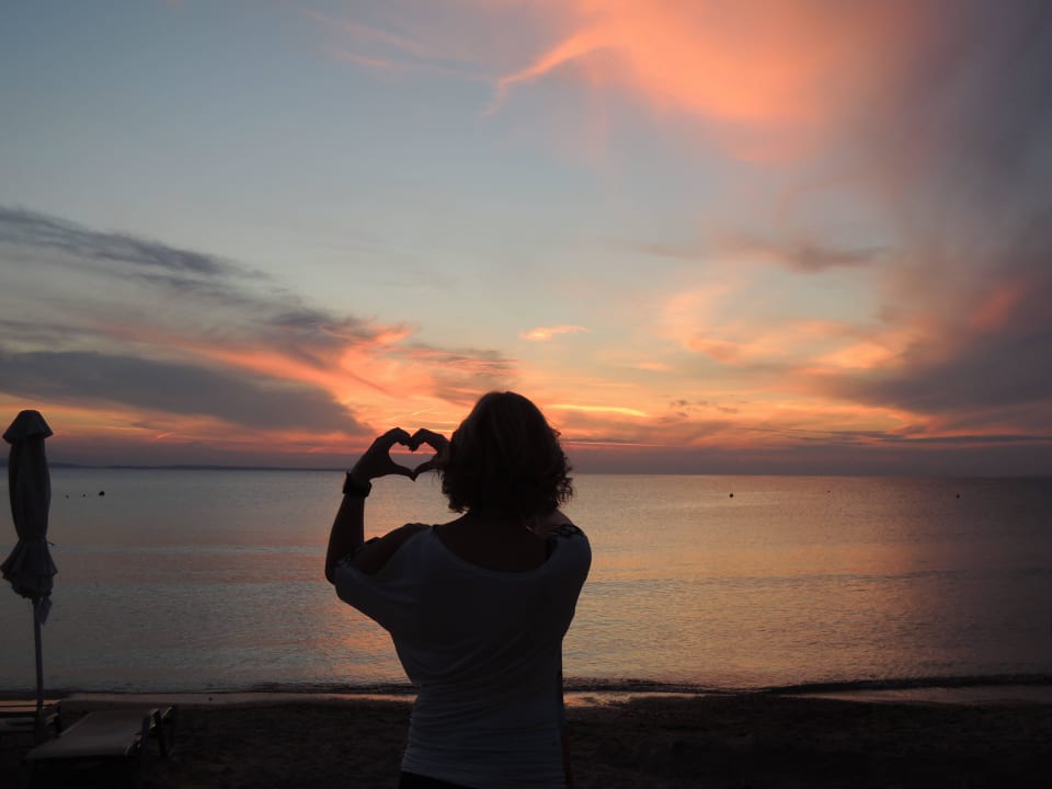 Der Sonnenuntergang Anthemus Sea Beach Hotel & Spa