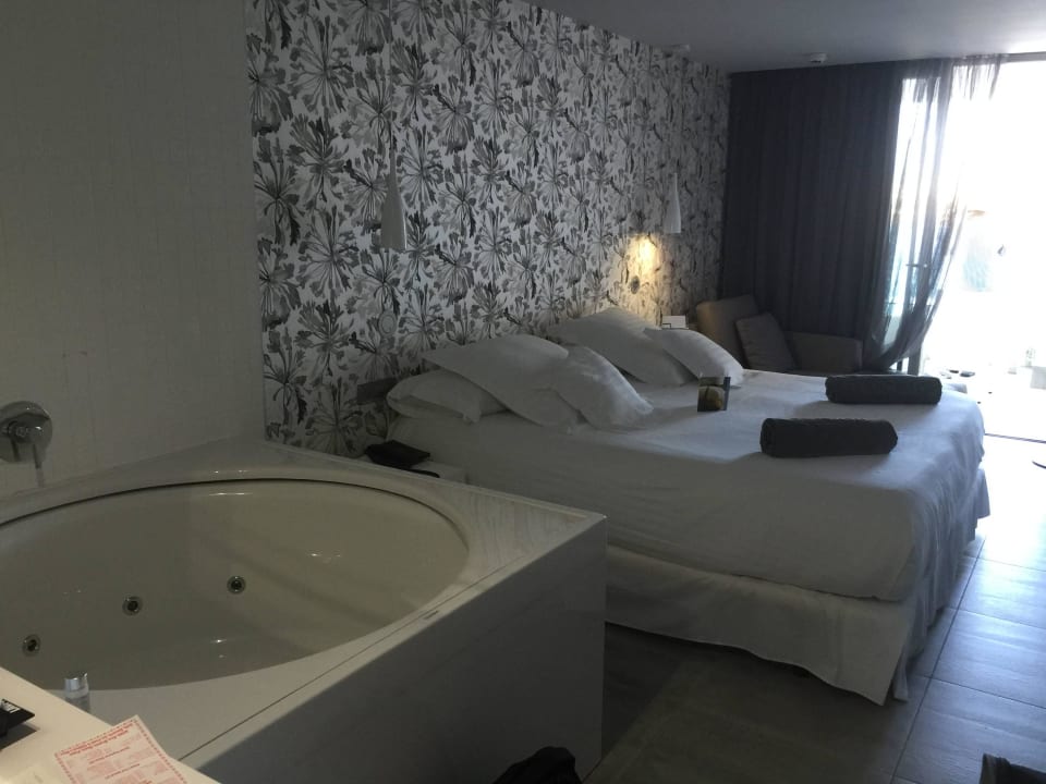 Unser Zimmer mit Wanne  Barceló Teguise Beach - Adults only