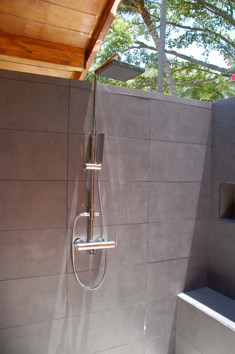 Dusche Meeru Maldives Resort Island