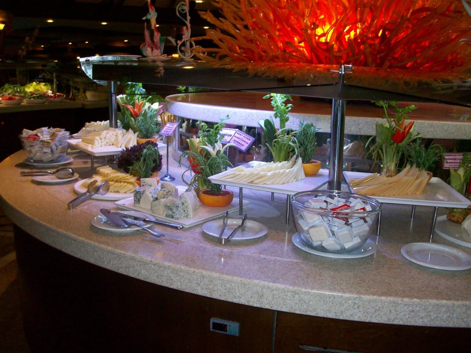 Hauptrestaurant - Käse Royal Wings Hotel