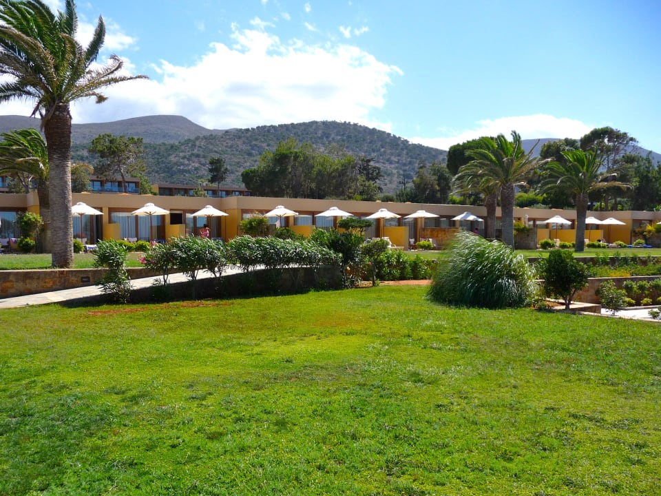 Bungalows  Kernos Beach Hotel & Bungalows