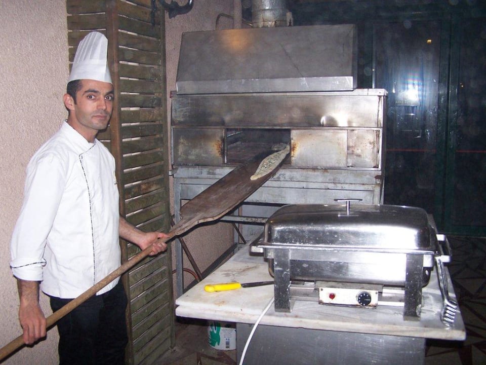 Frisch aus dem Ofen Aska Hotel Just in Beach