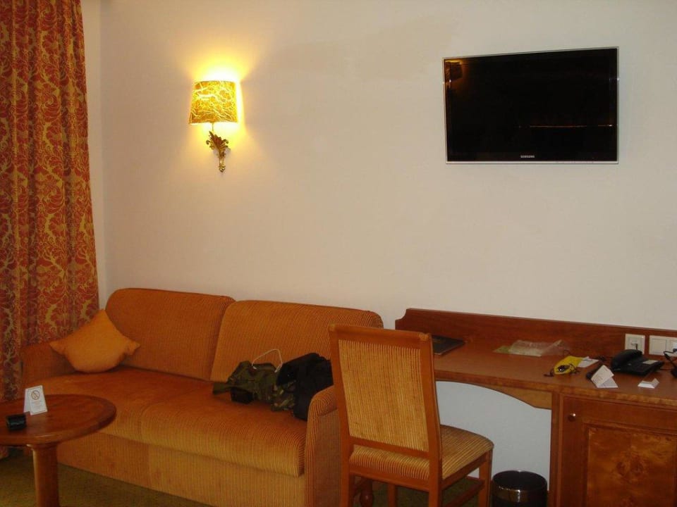 Couch mit Schreibtisch Hotel am Schlossberg