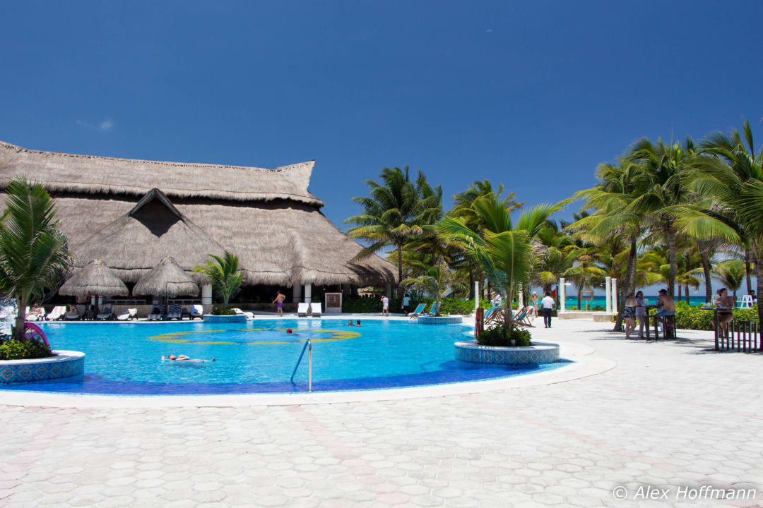 Pool Catalonia Royal Tulum Beach & Spa Resort - Adults only