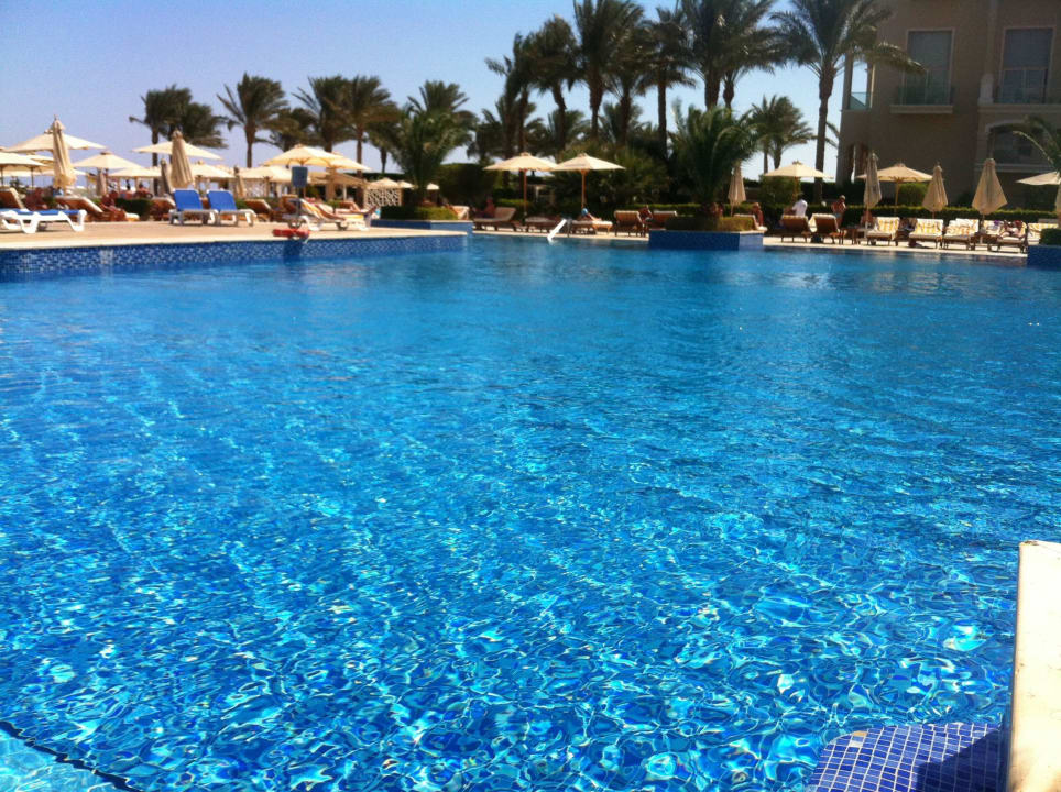 Бассейн пресной воды Premier Le Reve Hotel & Spa