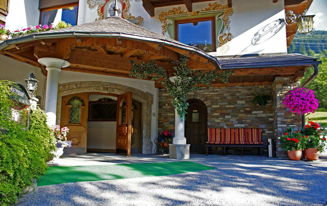 Eingang Gasthof Pension Riederhof