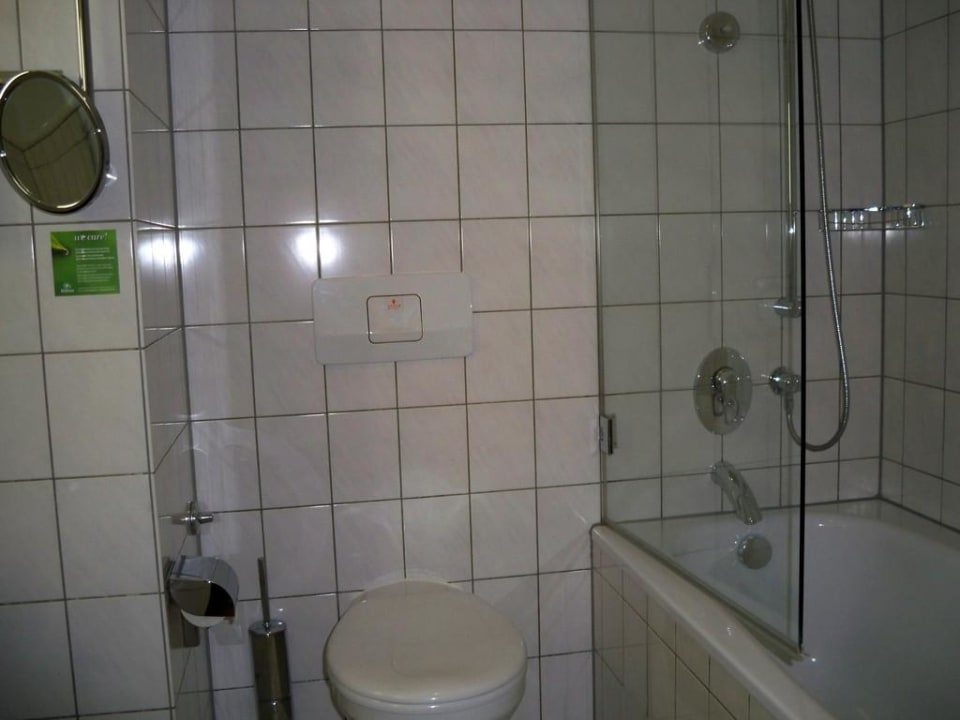 Blick ins Badezimmer Dorint Hotel Bonn