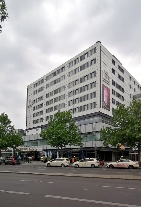 Außenansicht Hotel Palace Berlin
