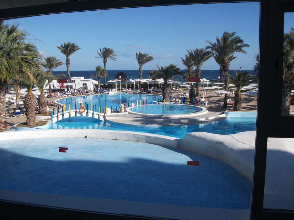 Leider kein beheizter Pool Hotel El Mouradi Skanes Beach