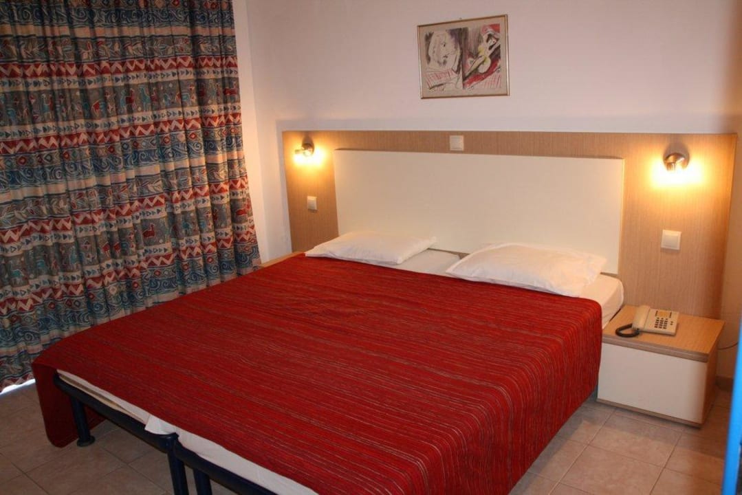 Schlafzimmer Ekaterini Hotel