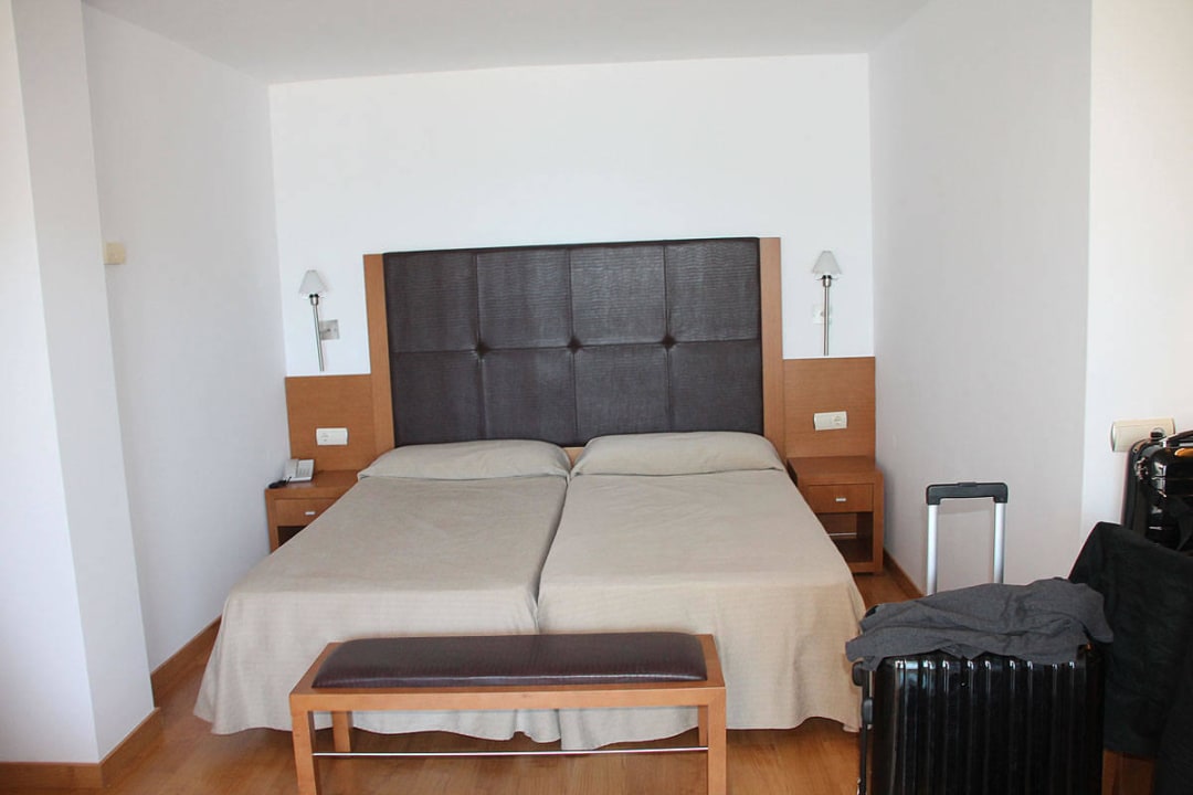 Hotel Zimmer Hotel Garbi Ibiza & Spa