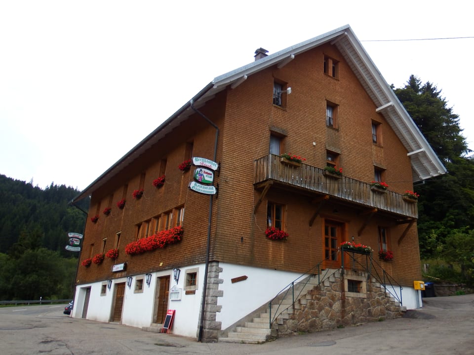Außenansicht Berggasthof Rössle
