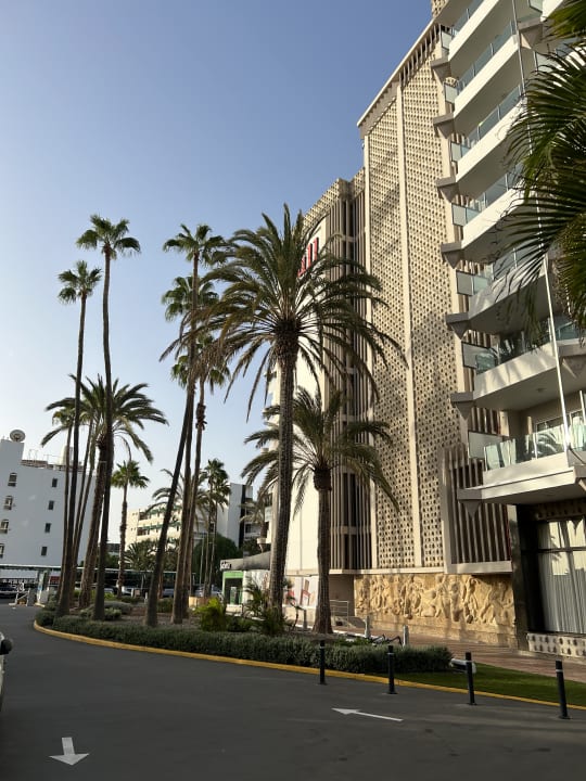 Außenansicht Bull Escorial & Spa