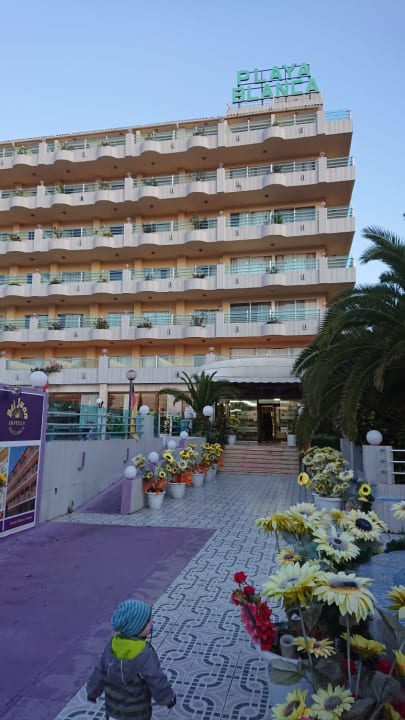 Außenansicht Bei Juan Playa Blanca